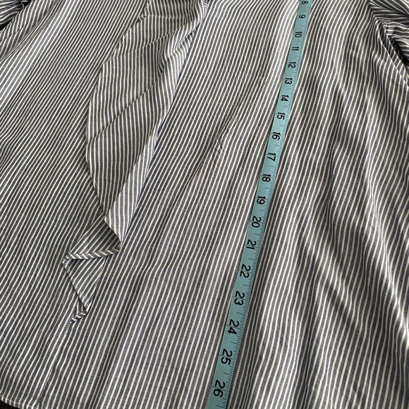 LIBBY EDELMAN Woman Striped Blouse Medium Ruffles Front - Picture 11 of 11